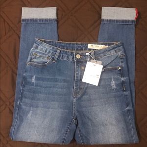 NWT I & M Kylie Ankle Skinny Jeans